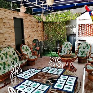 Hostal, Manga mar, Habitaciones privadas y baños privados